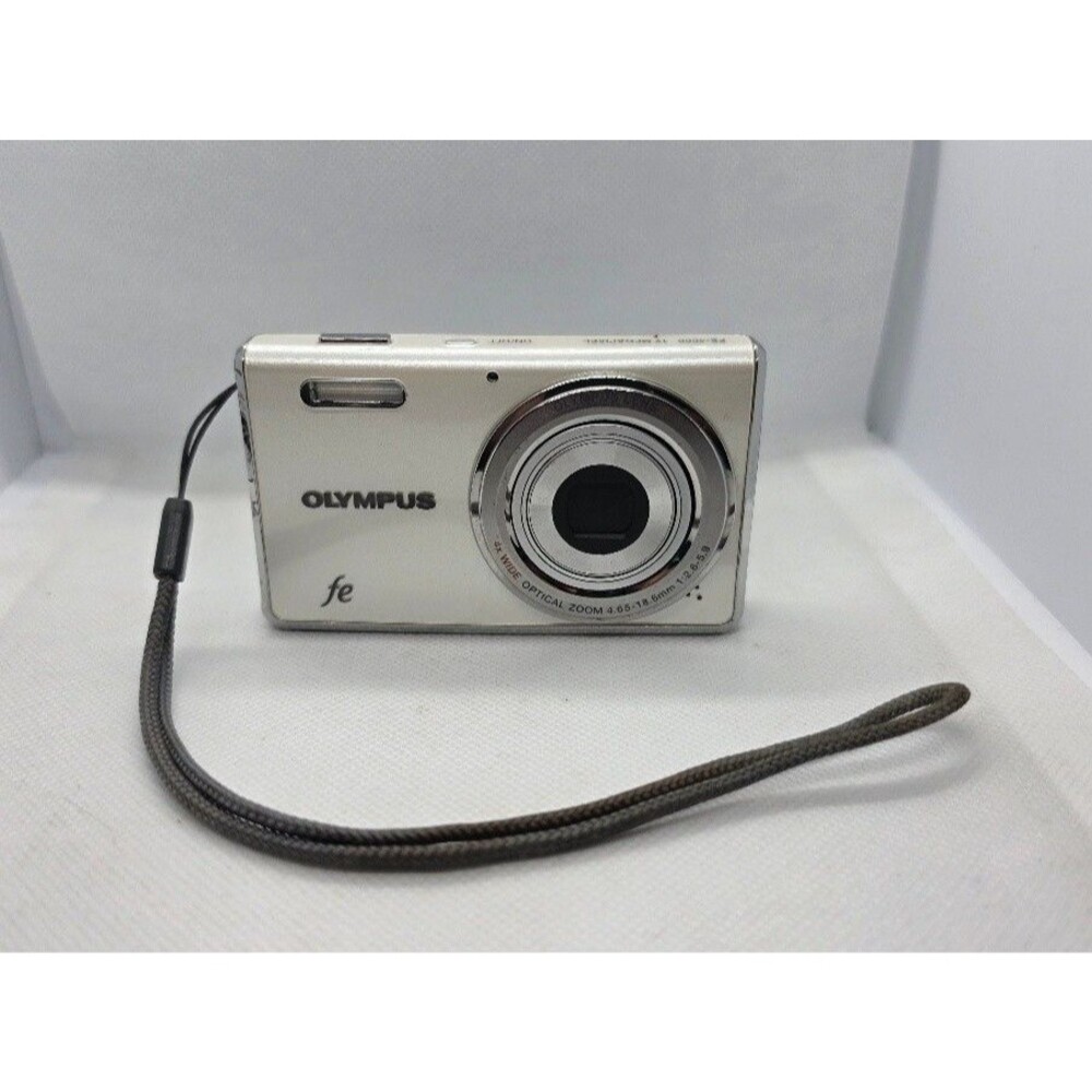 Olympus FE-4000 12MP Digital Camera White Compact (For Parts/Damaged)